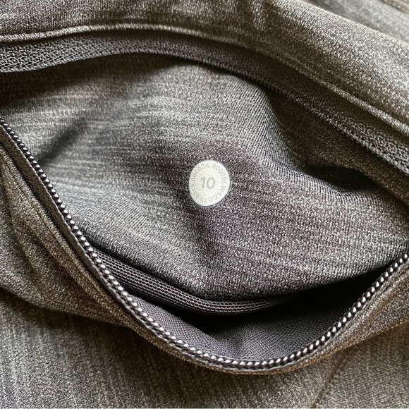 Lululemon Speed Up Tight 28" Brushed Full-On Luxtreme - Picture 5 of 6